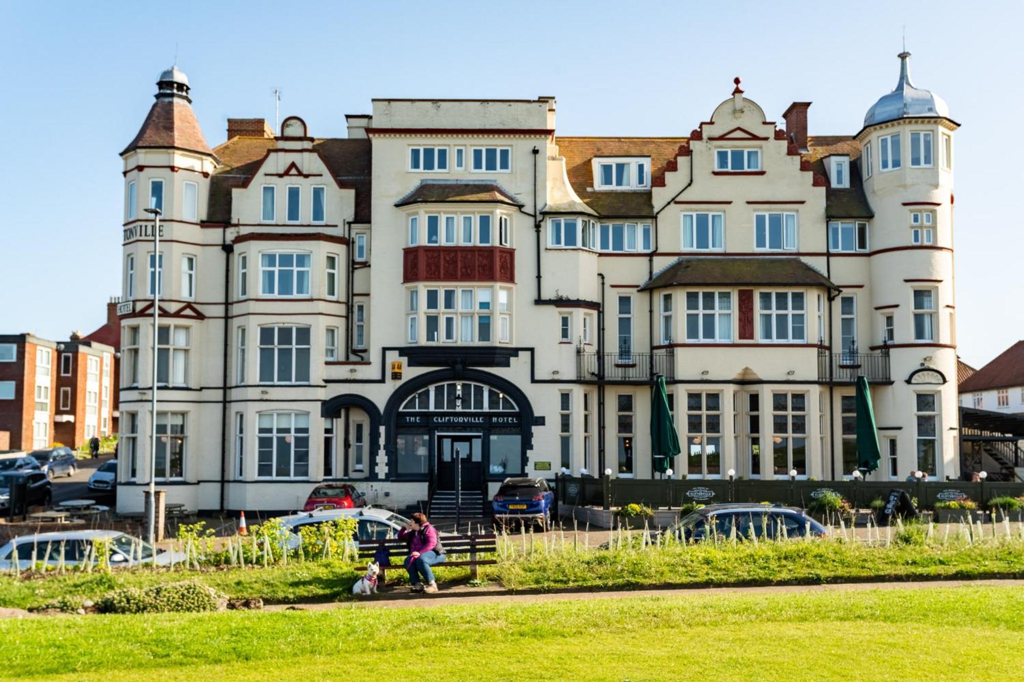 Cliftonville Hotel Cromer Eksteriør bilde